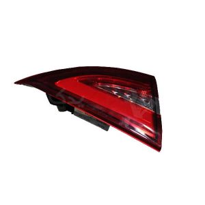 چراغ عقب روی صندوق سمت راست آریزو ۵ اف ال آریزو 5 معمولی و  ARRIZO 5 FL