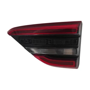 چراغ عقب روی صندوق ام وی ام X55 اکسلنت سمت شاگرد